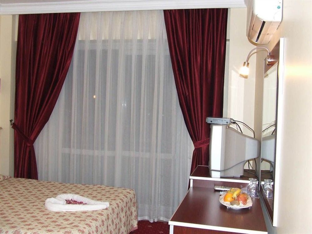 Metropolis Hotel Torbalı Kültér fotó