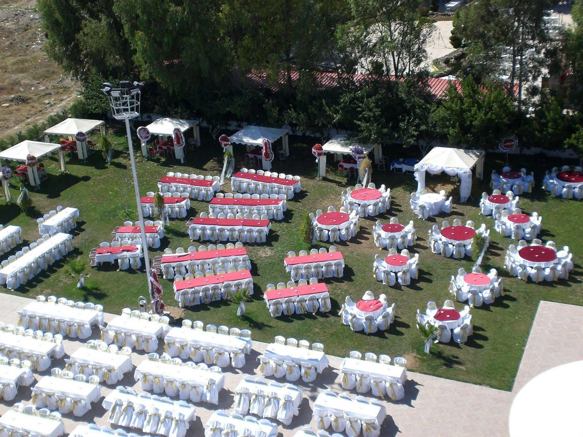 Metropolis Hotel Torbalı Kültér fotó